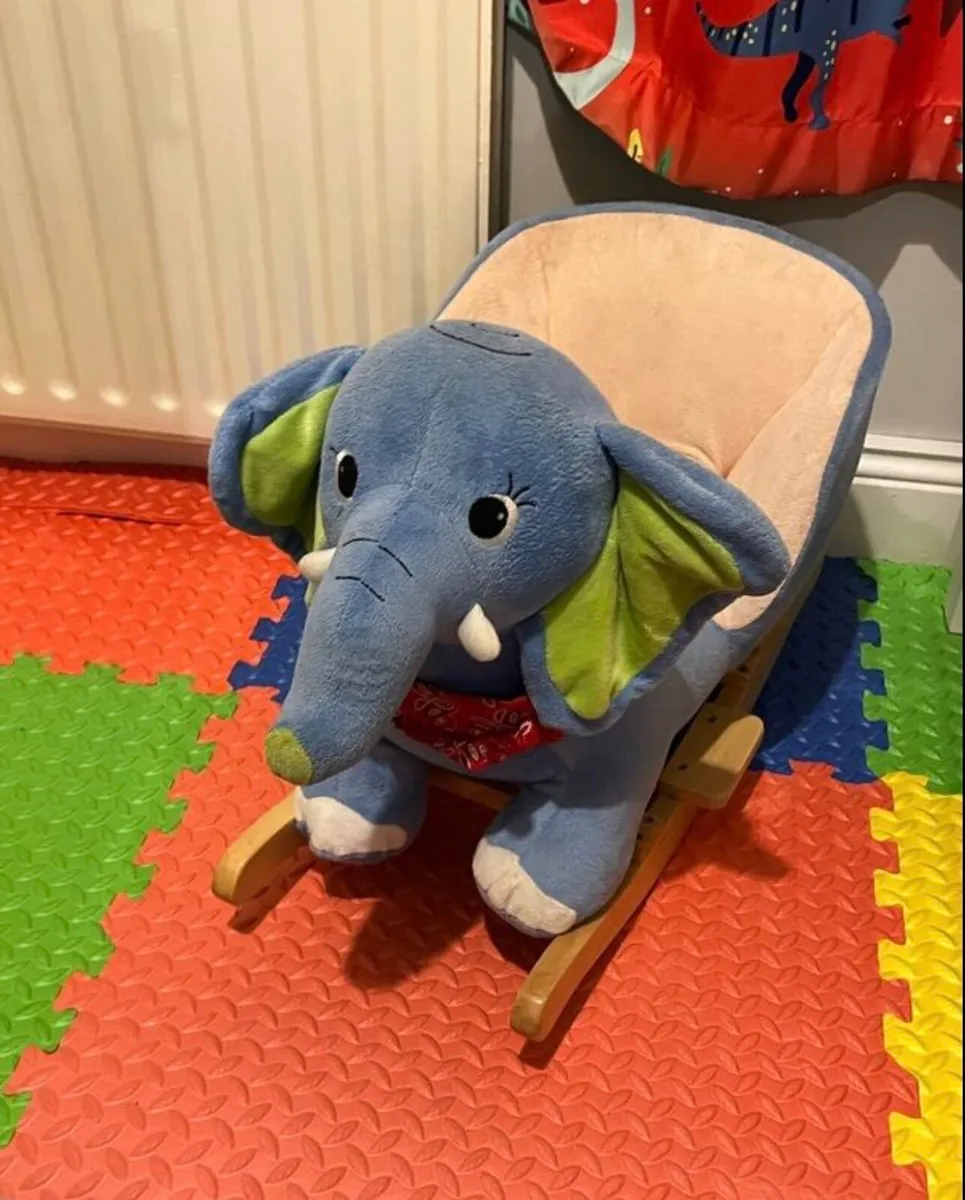 Rocking elephant - Image 1