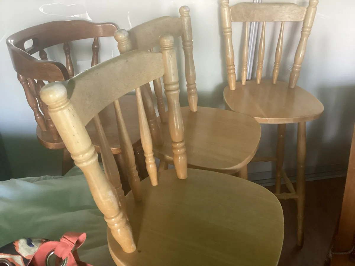 Kitchen Table and chairs and Kitchen high chairs - Image 3