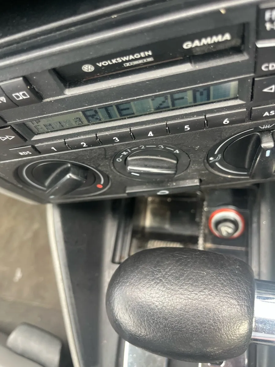 1.6 VW Automatic Golf - Image 4