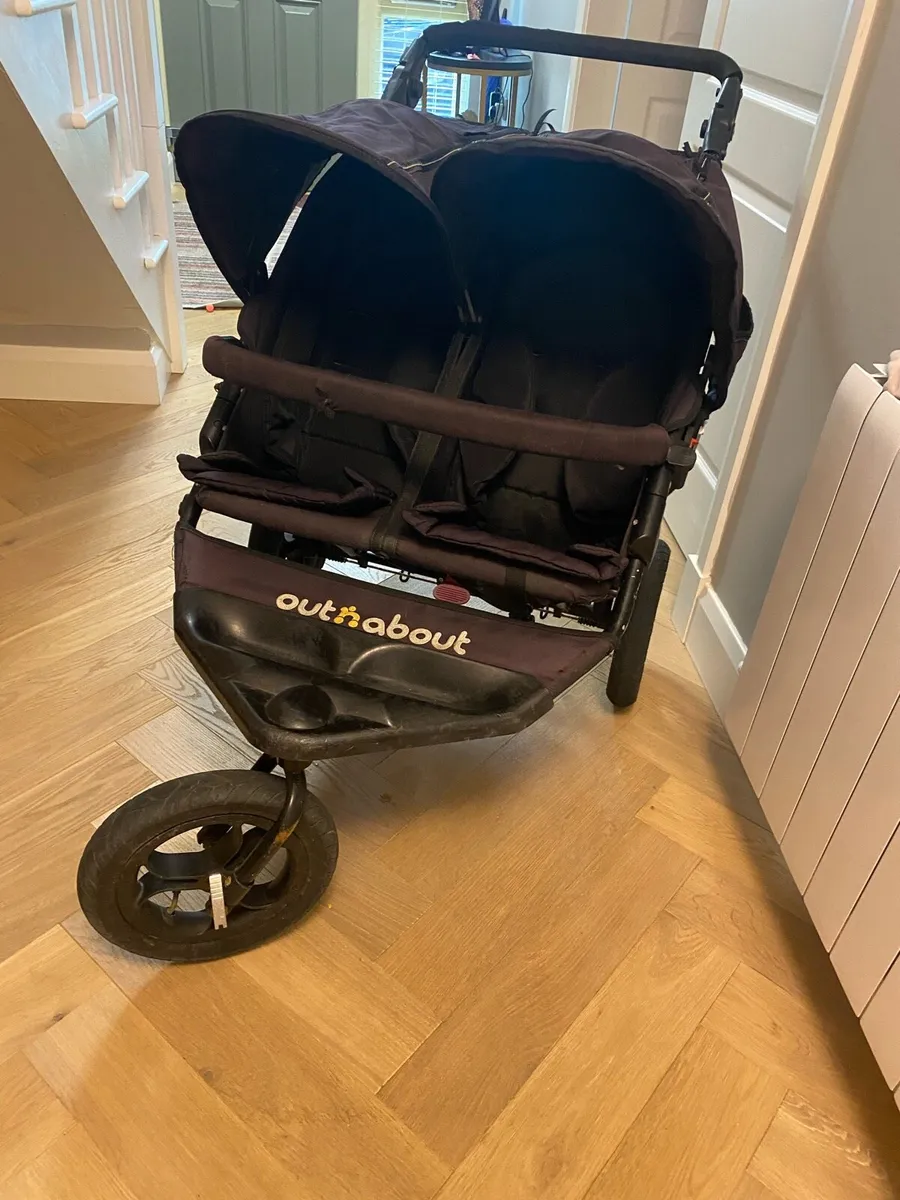 Out n about - Image 1