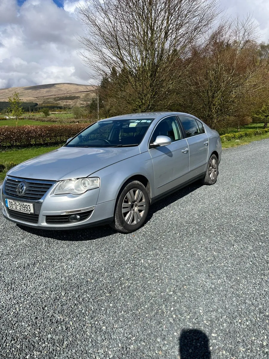 Volkswagen Passat - Image 3
