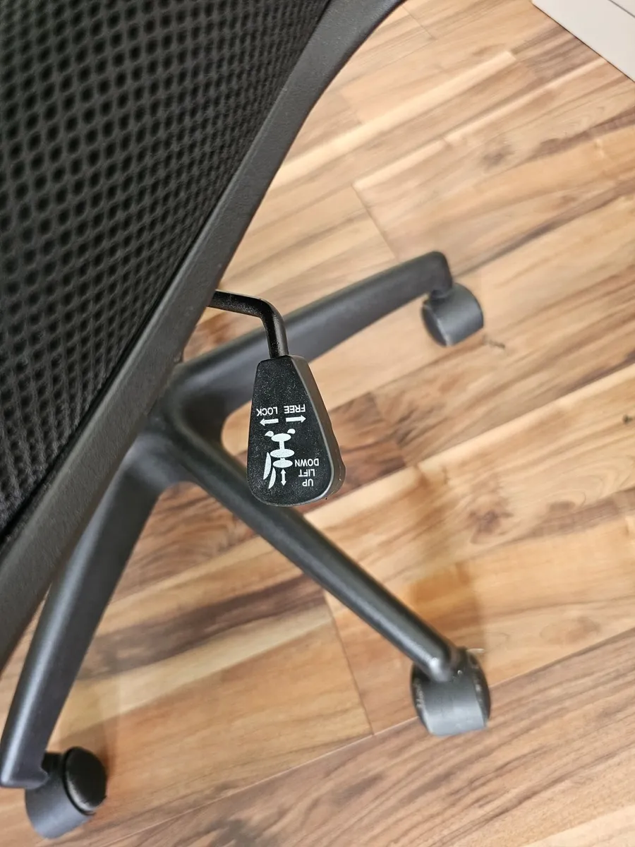 Office Chair - Image 2