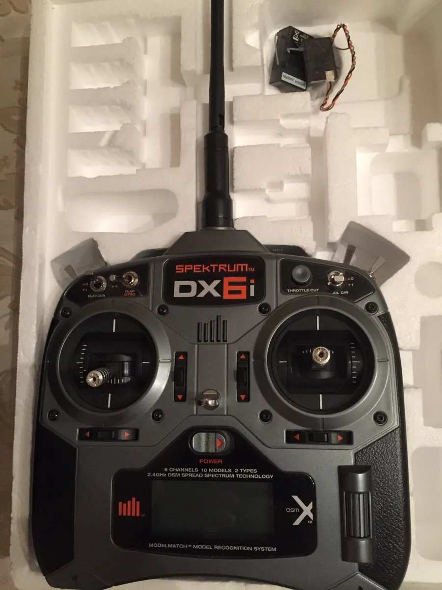 Spektrum DX6i Receiver - Image 2