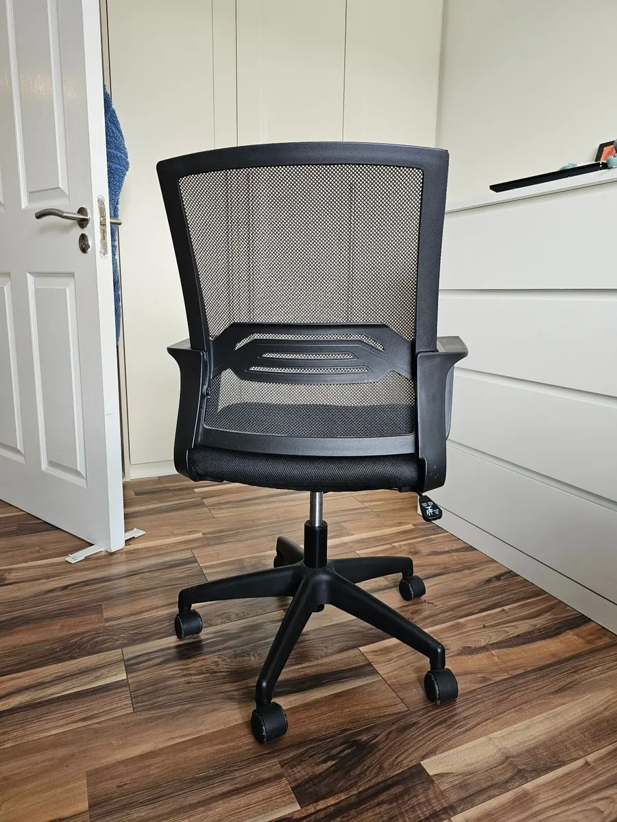 Office Chair - Image 3