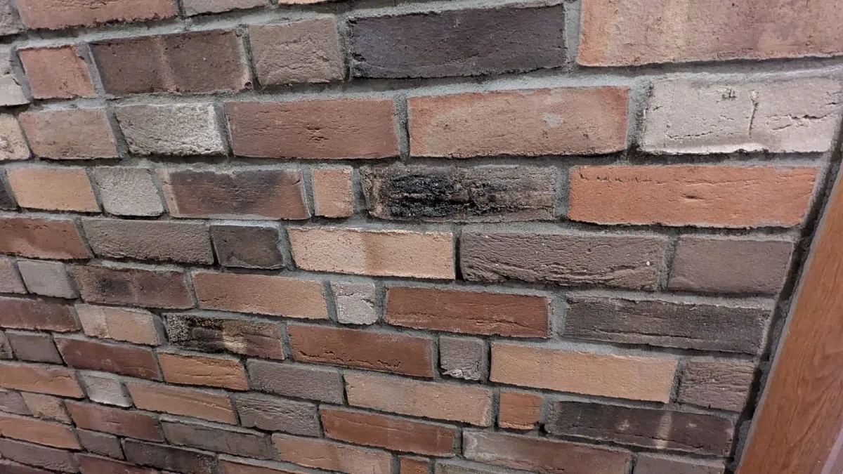 Clay brick tiles slips cladding for wall - Image 1