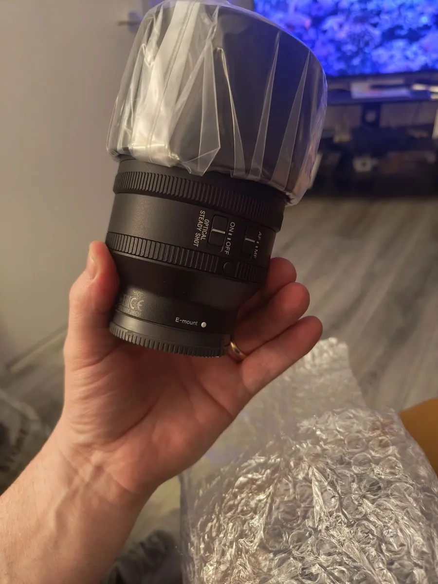 New Sony  Genuine  FE.100mm F2.8  STF GO.OSS Lens - Image 2