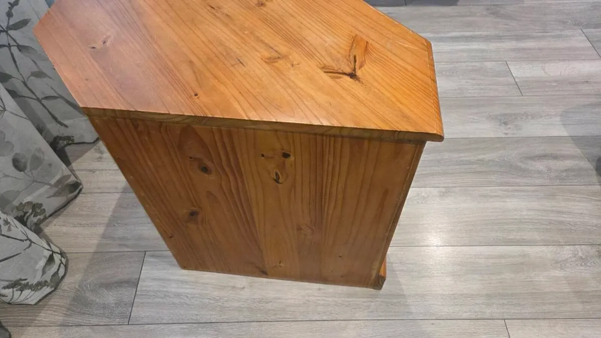 TV Corner Stand - Image 4