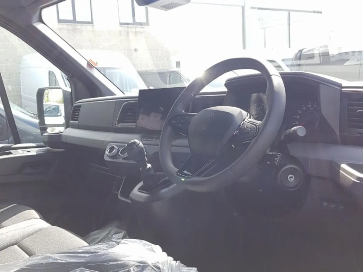 Renault Master BLUE GREY MM - Image 4