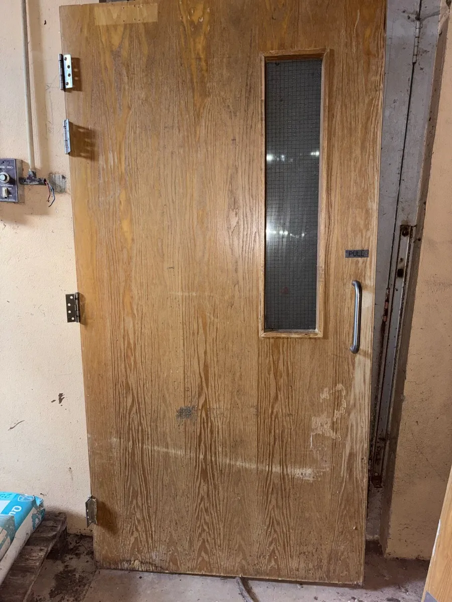 Timber Door - Image 2