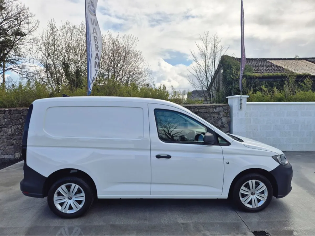Volkswagen Caddy CARGO TDI 75HP MANUAL 6SPEED FWD - Image 1