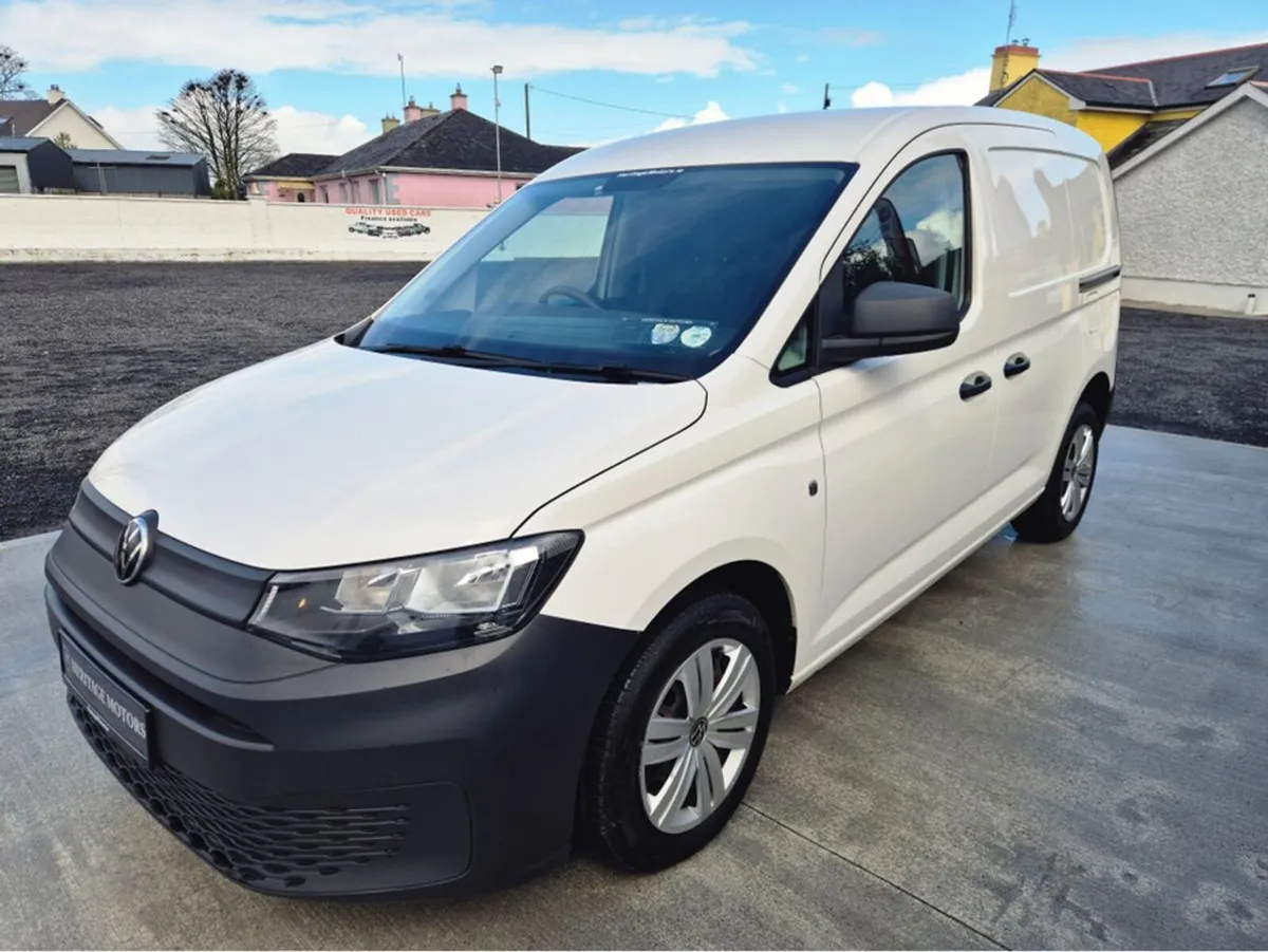 Volkswagen Caddy CARGO TDI 75HP MANUAL 6SPEED FWD - Image 3