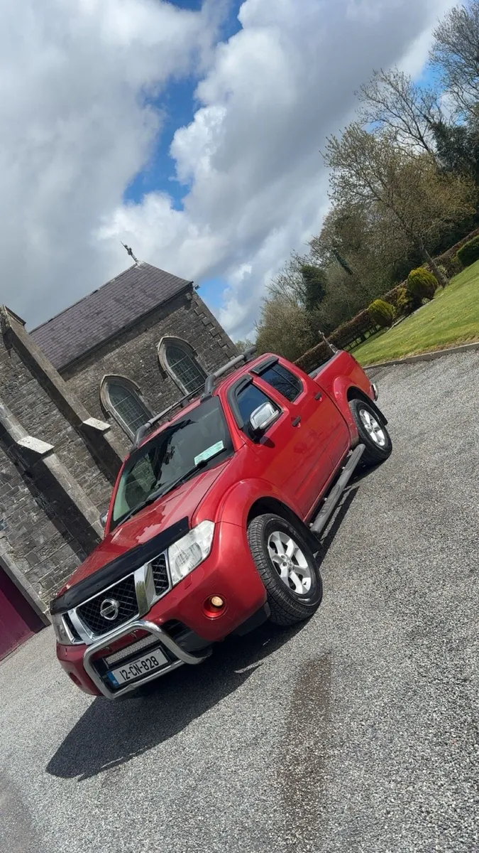 Nissan navara - Image 1