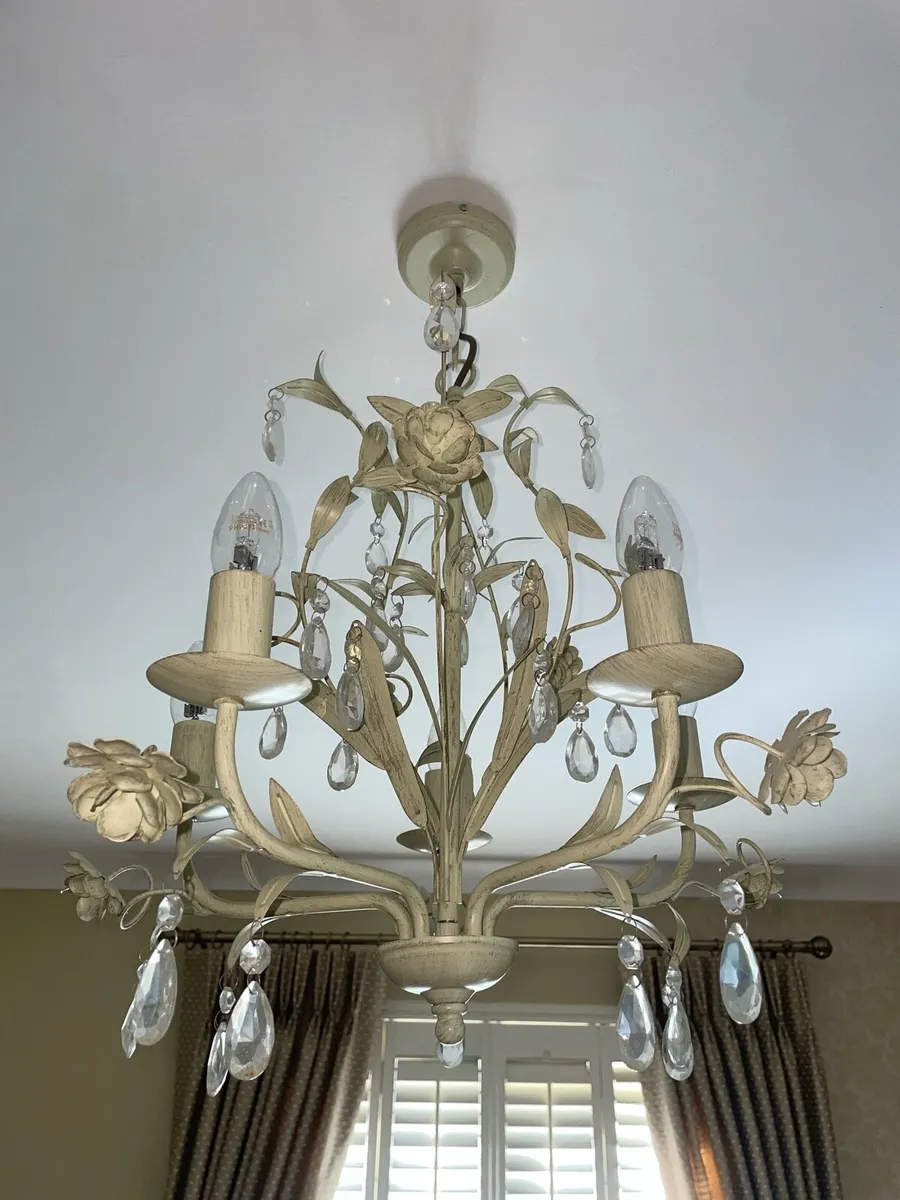 Laura Ashley Lamp chandelier - Image 3