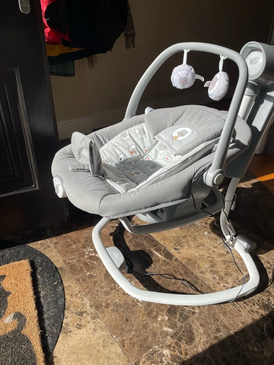 Baby rocker - Image 1