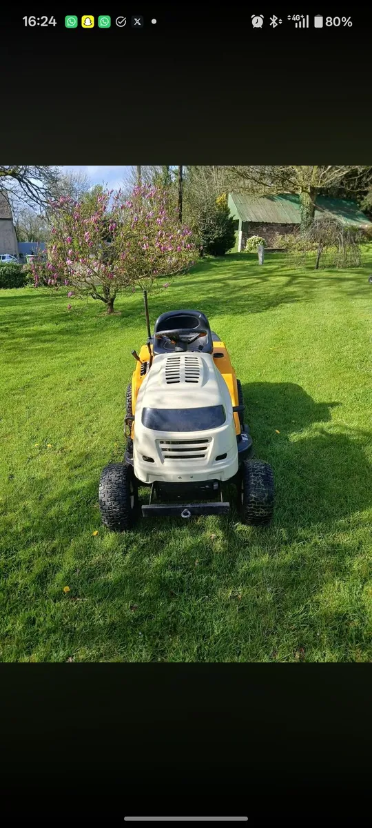 Ride on lawnmower - Image 2