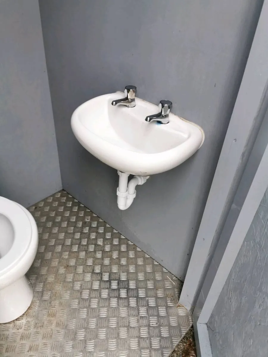 Site toilet and ibc - Image 2