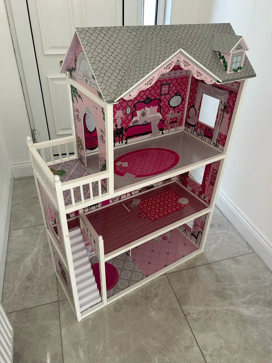 Kids doll house - Image 1
