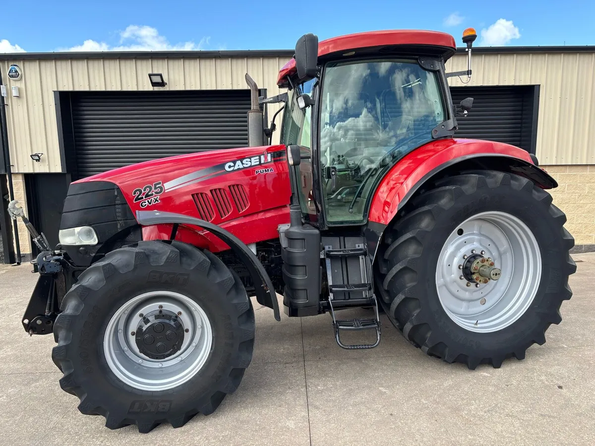 2010 CASE PUMA 225 CVX - Image 2