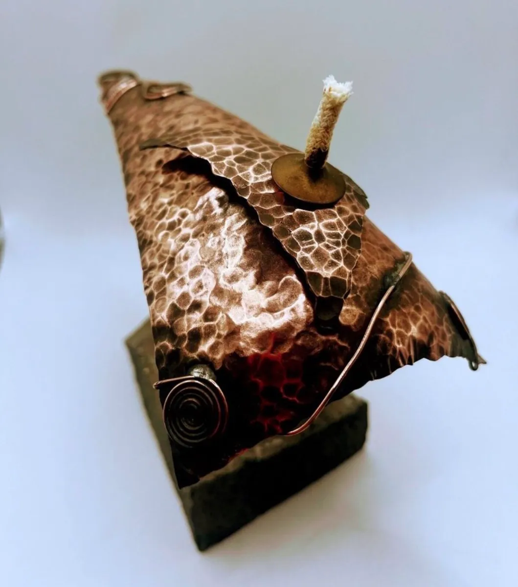 Handcrafted hammered copper sculpture - Image 4