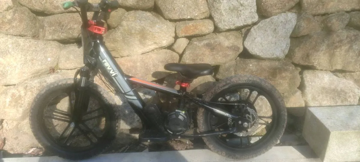 Revvi kids electric bikes X3 12" 16" - Image 2