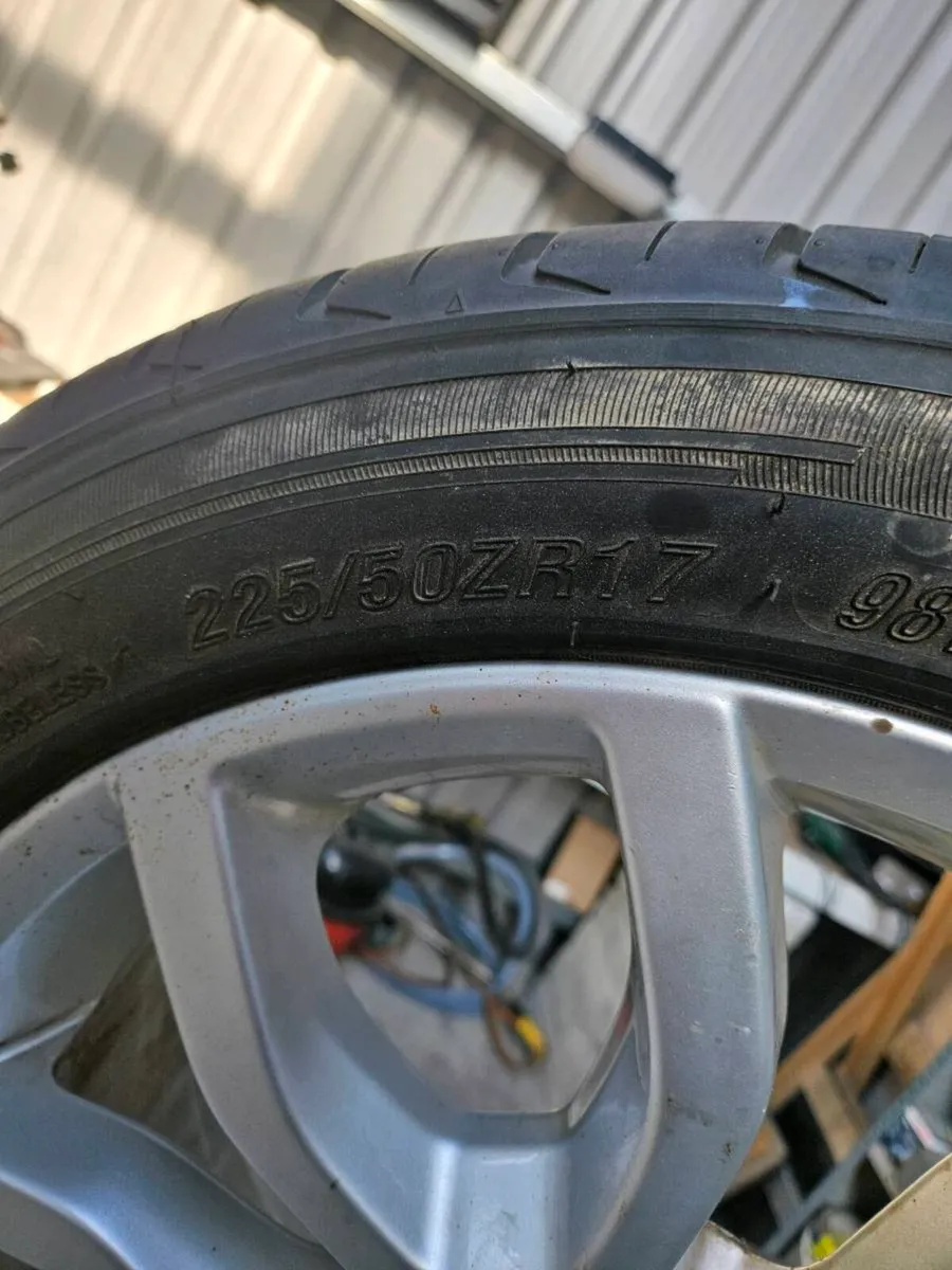 Alloys 5 x 108 - Image 2