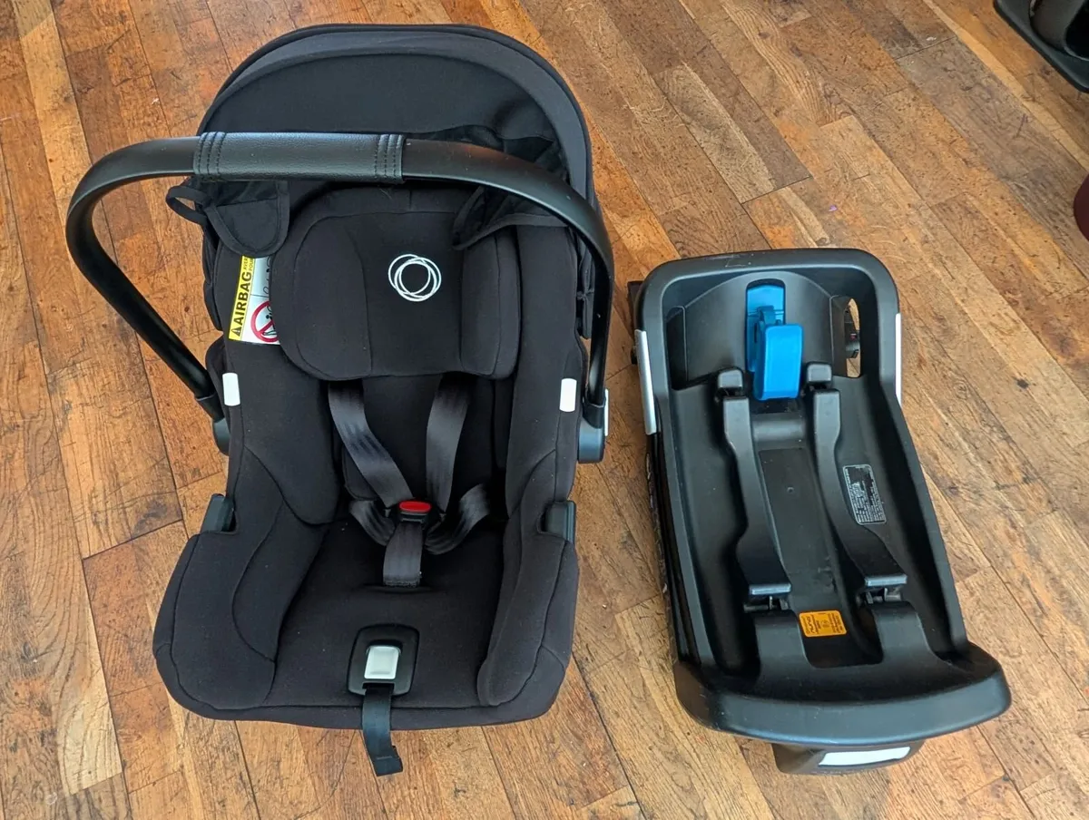 Bugaboo Turtle Nuna car seat - Image 1