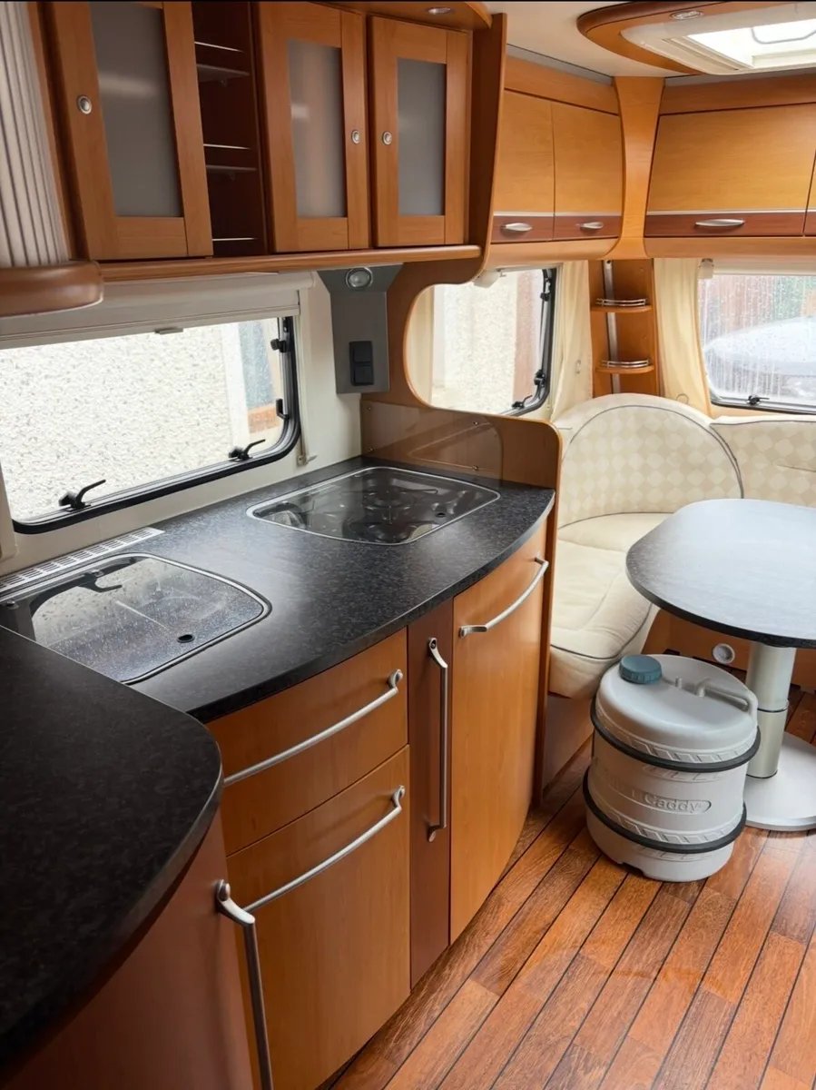 Dethleffs Caravan - Image 4