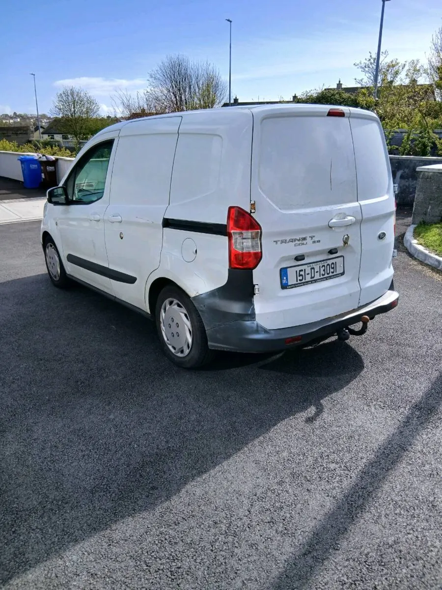 151 ford transit courier cvrt 12/26 taxed 7/26 - Image 3