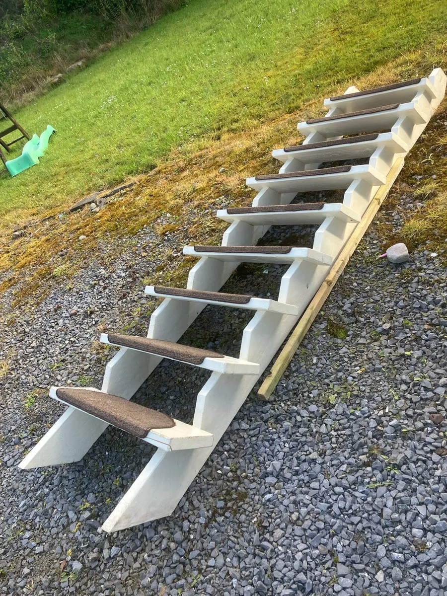 Temporary house stairs - Image 2