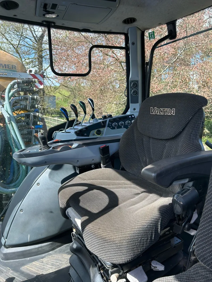 2021 valtra t194a - Image 4