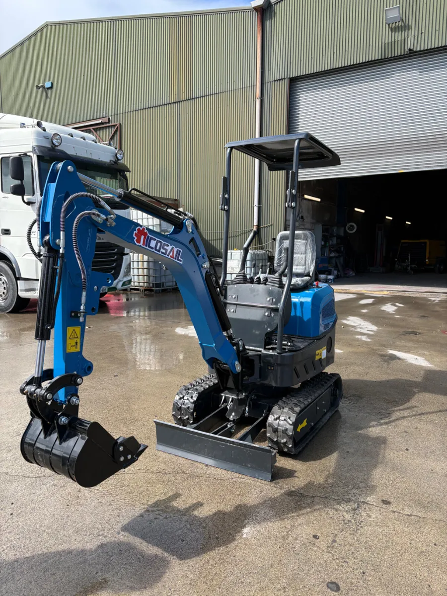 New mini digger and dumper - Image 2