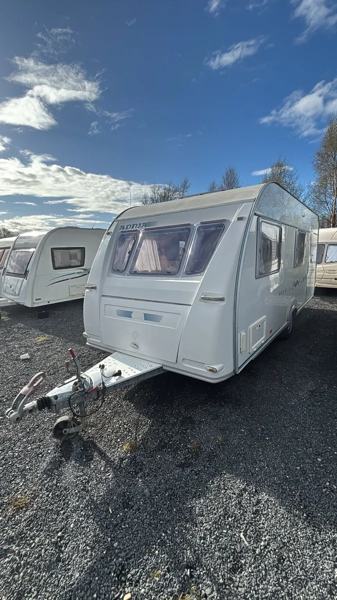 Adria 6 Berth Fixed Rear Bunkbed Caravan - Image 1