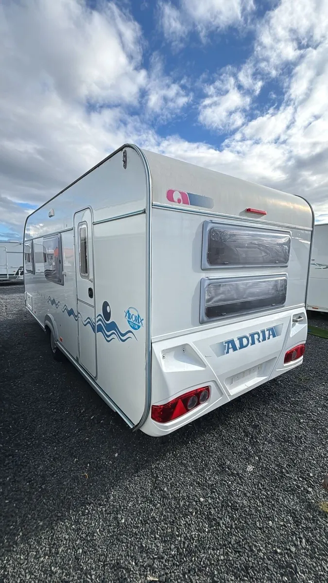 Adria 6 Berth Fixed Rear Bunkbed Caravan - Image 2