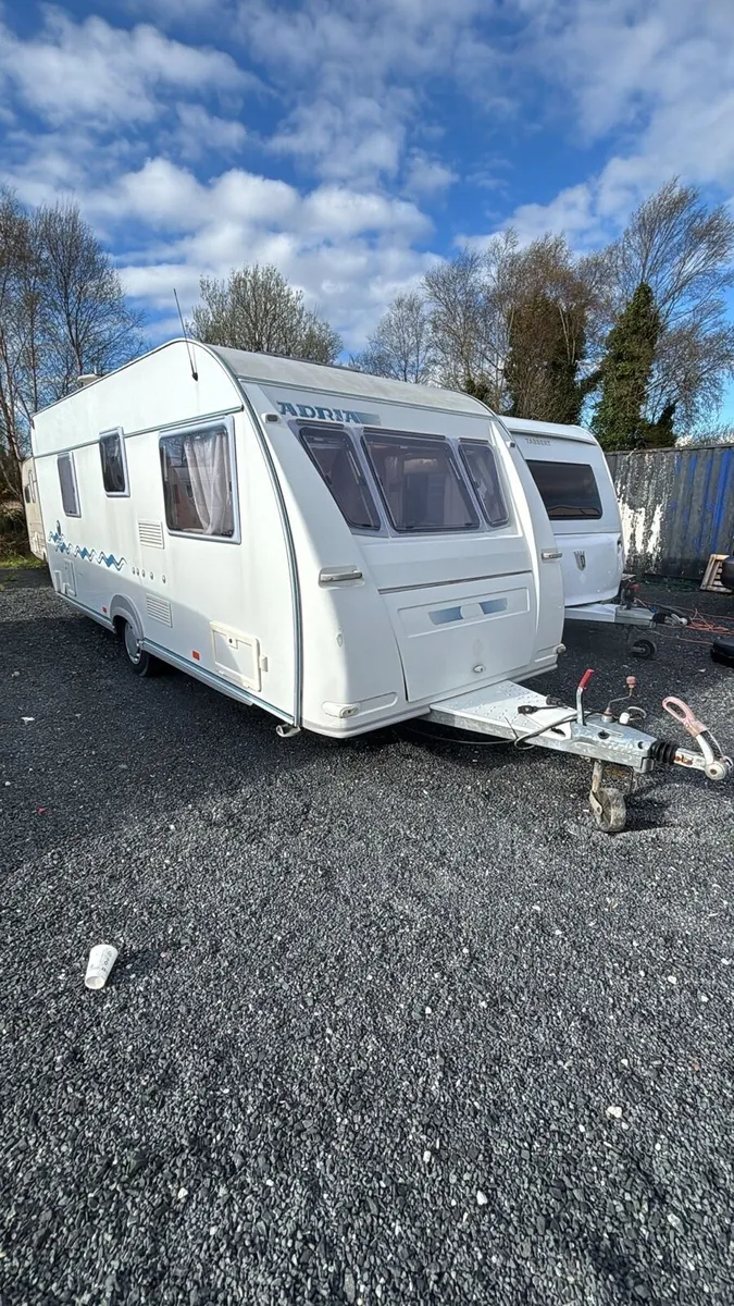 Adria 6 Berth Fixed Rear Bunkbed Caravan - Image 4