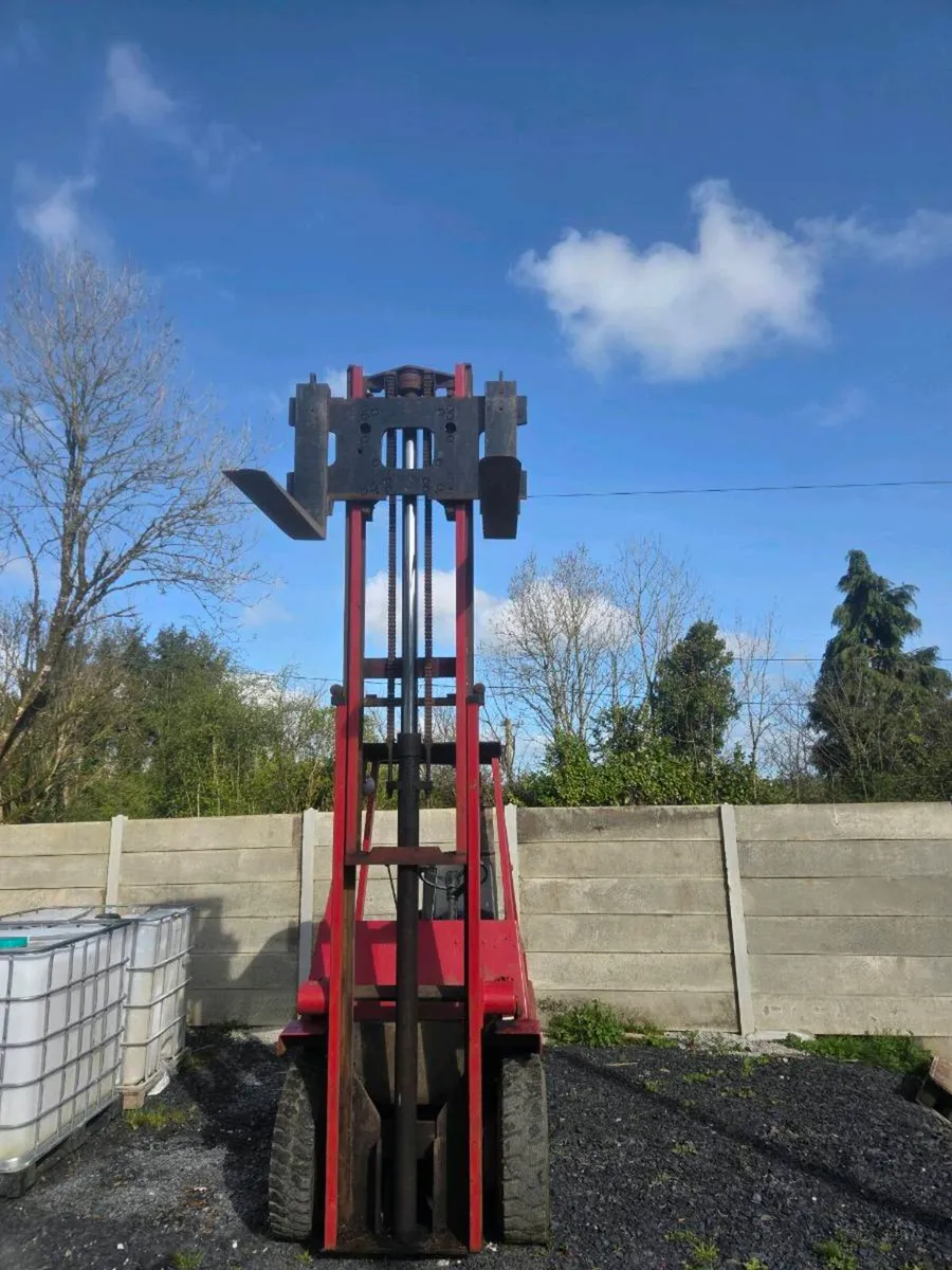 Forklift perkins engine - Image 2