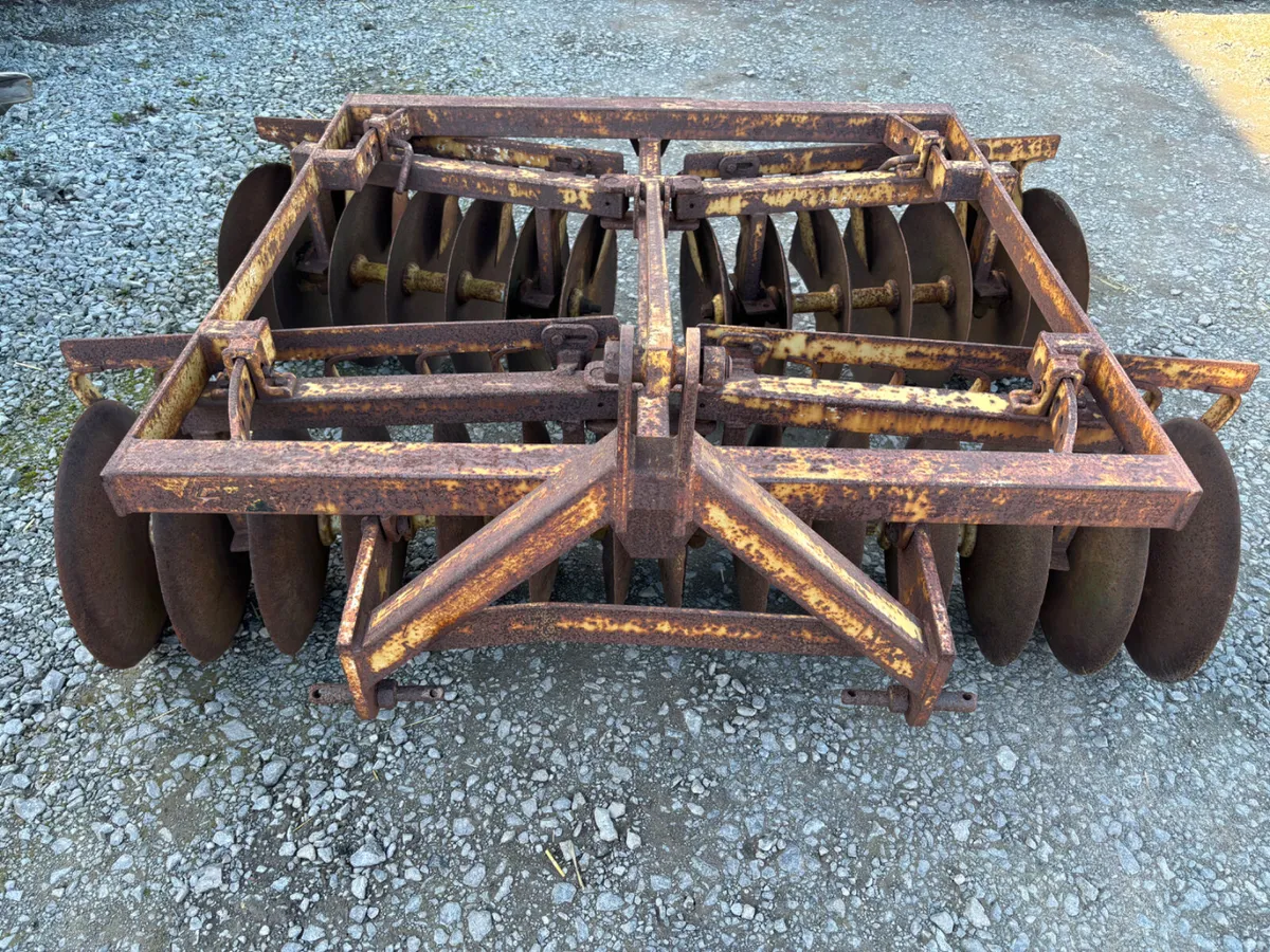 Disc harrows 7ft - Image 3