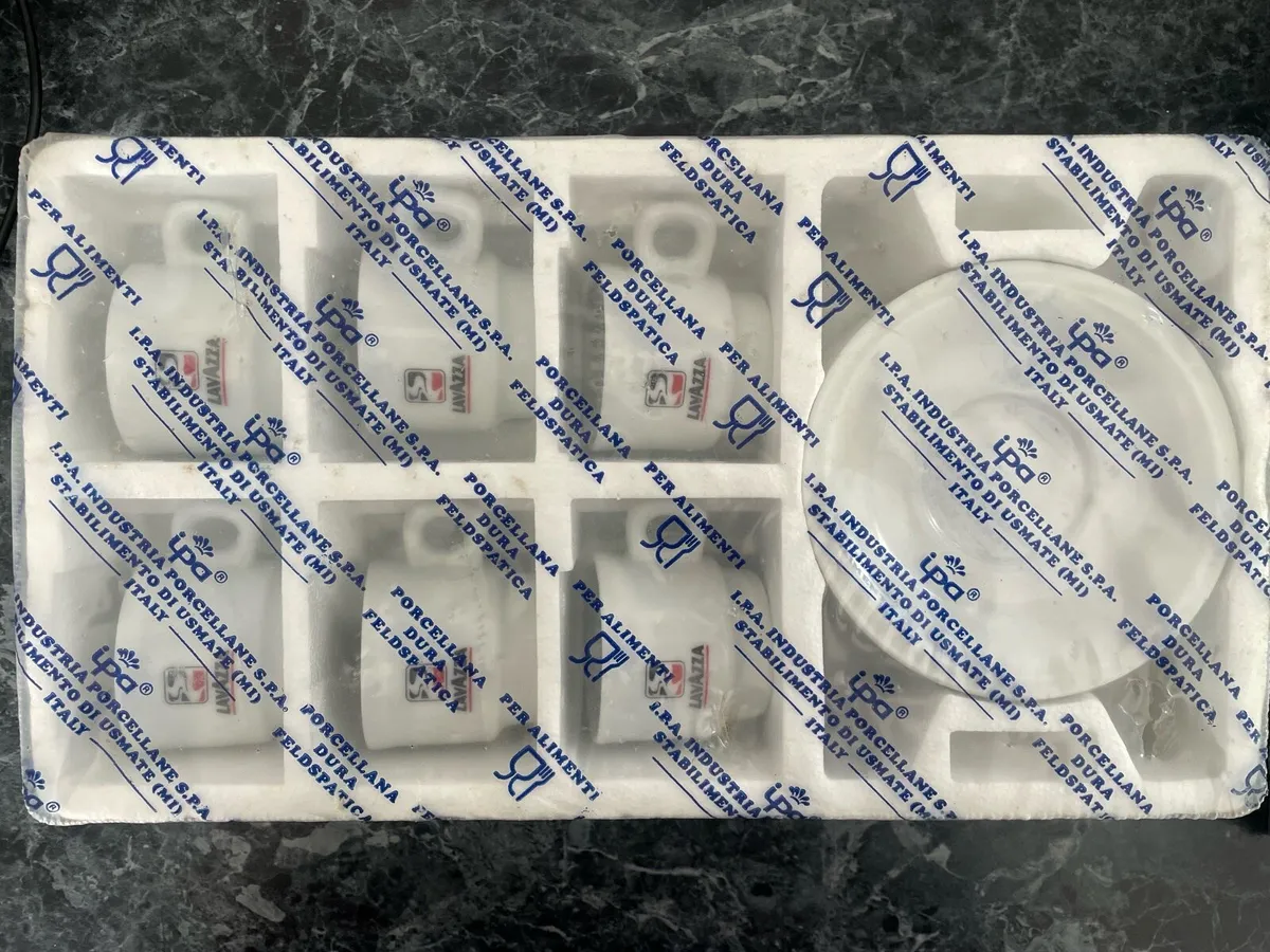 Lavazza Espresso cups and saucers - Image 1