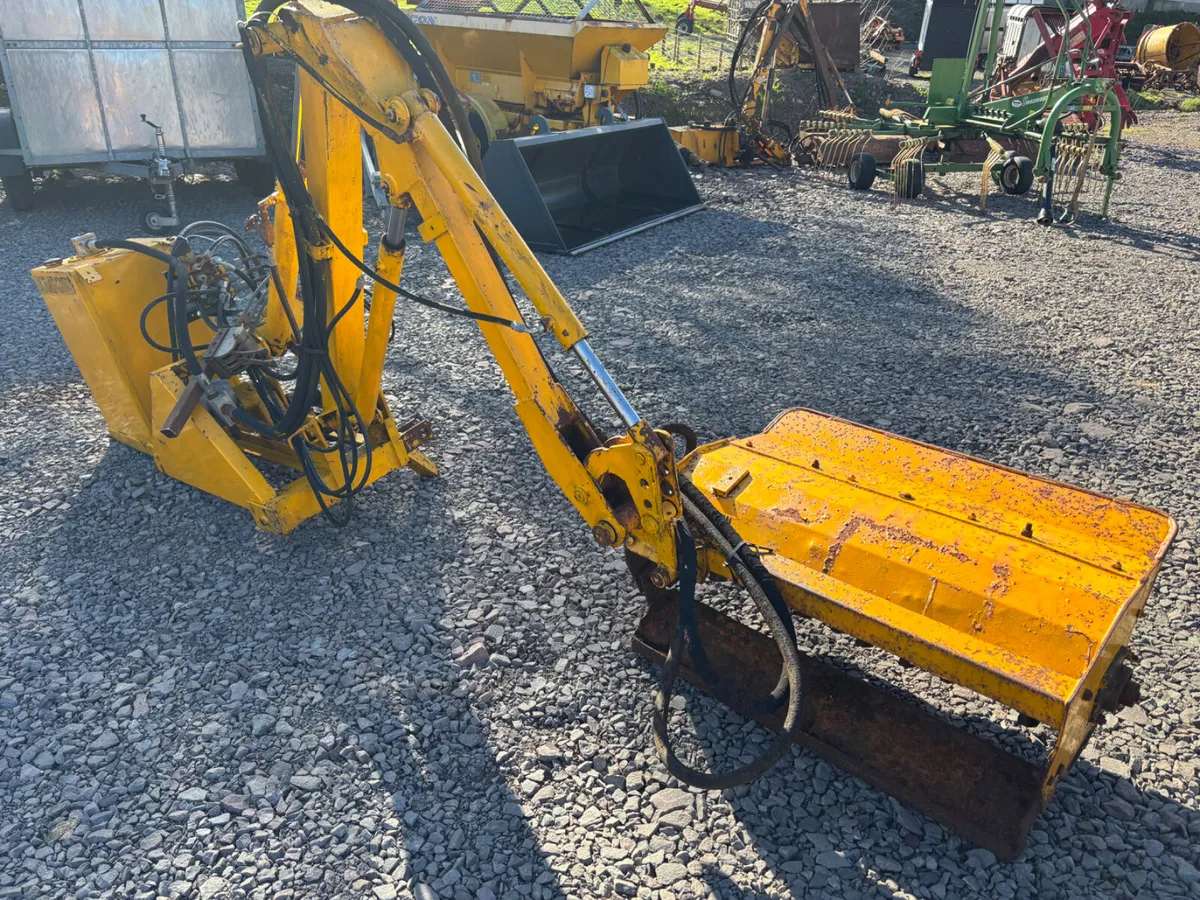 Bomford hedge cutter - Image 3