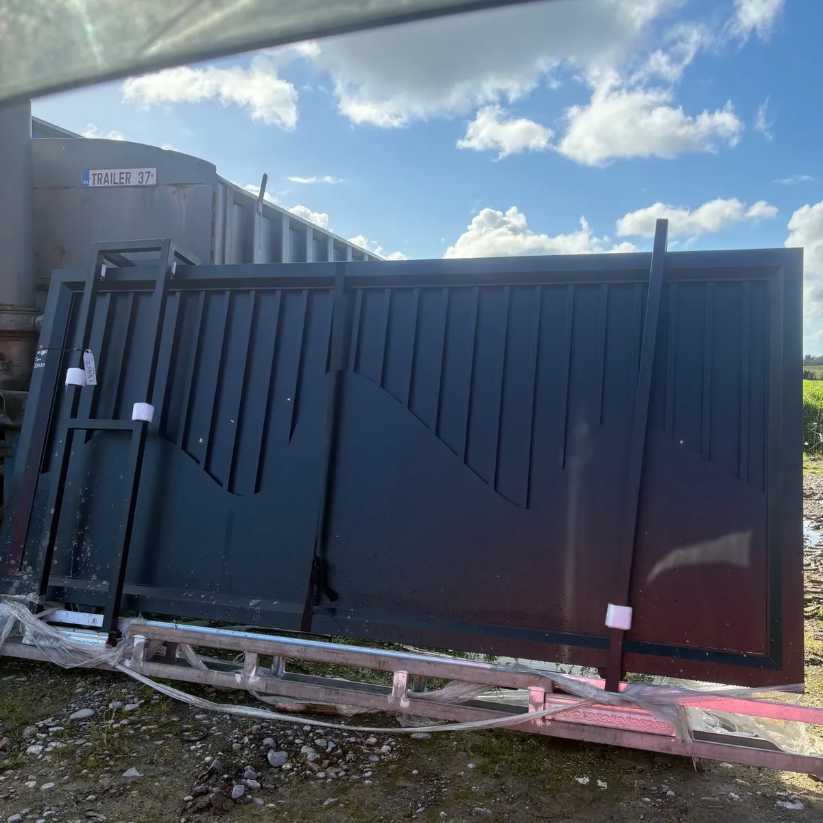 New 13ft electric gate - Image 2