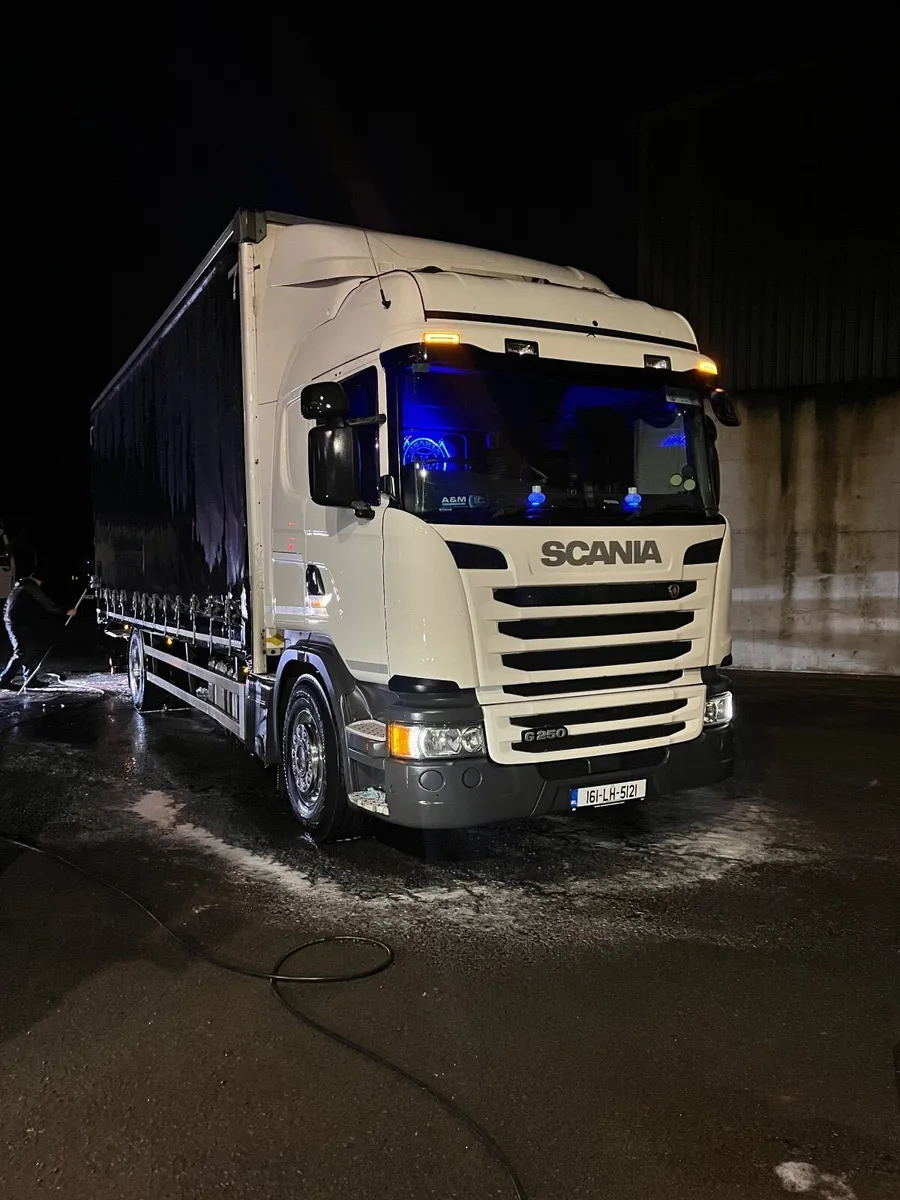 2 rigid drivers required