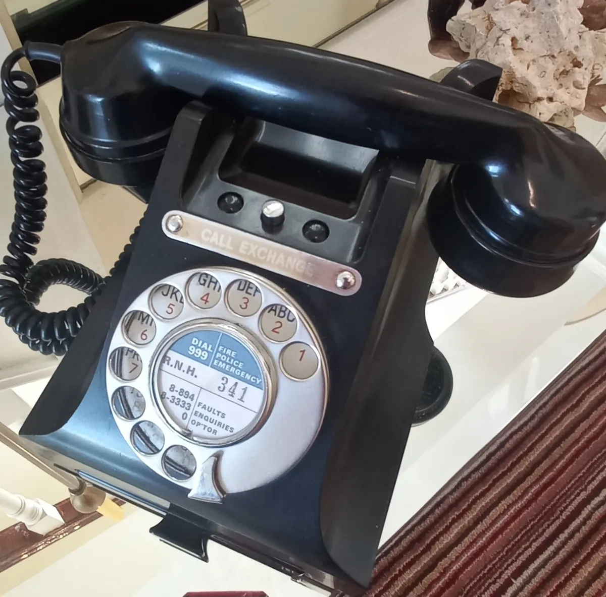 Vintage phone - Image 1