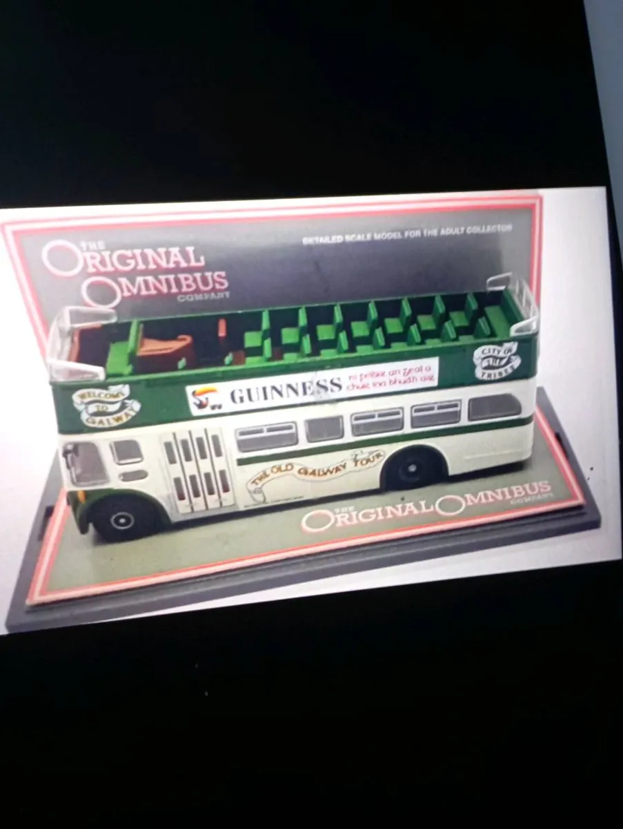 CORGI 1-76 SCALE DIE-CAST DOUBLE DECKER BUS. - Image 3