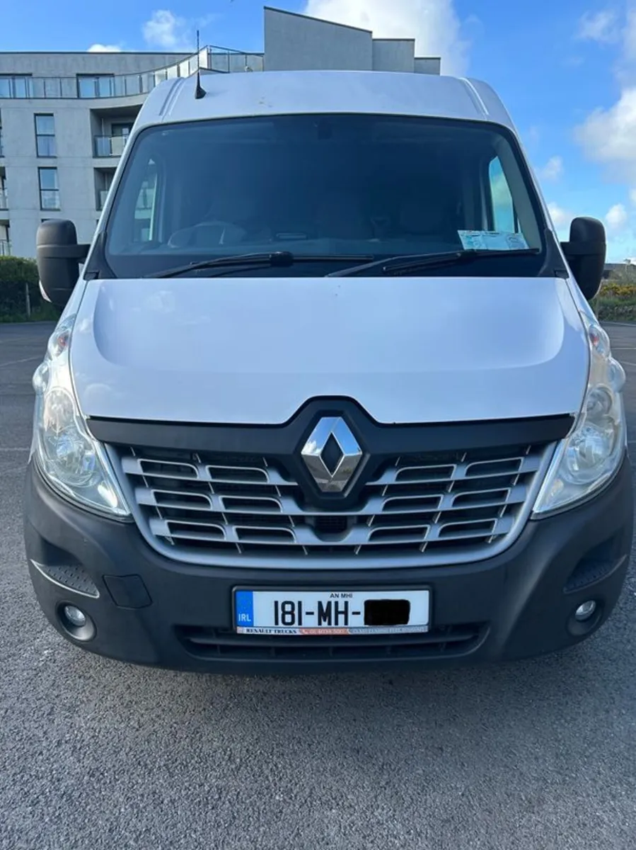 Renault Master 2018 - Image 1
