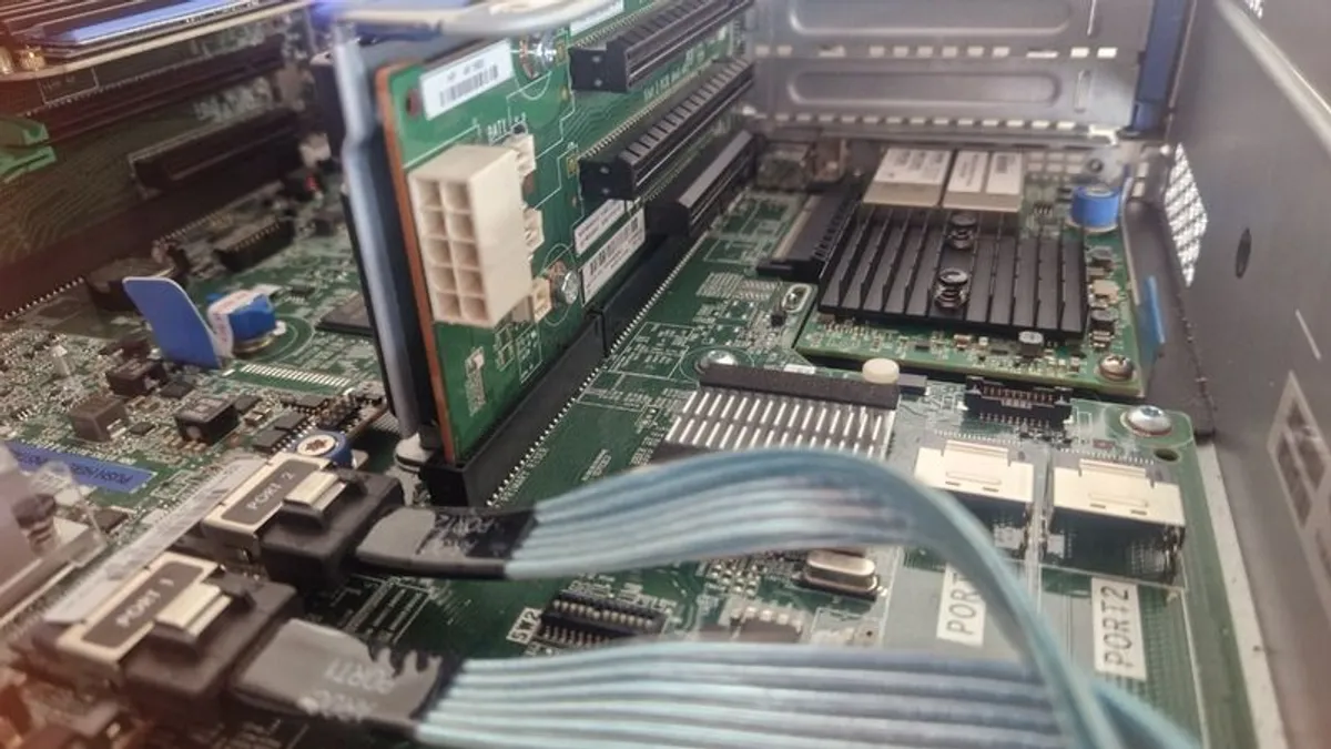 HP ProLiant DL380 Gen9 2U Server - Image 4