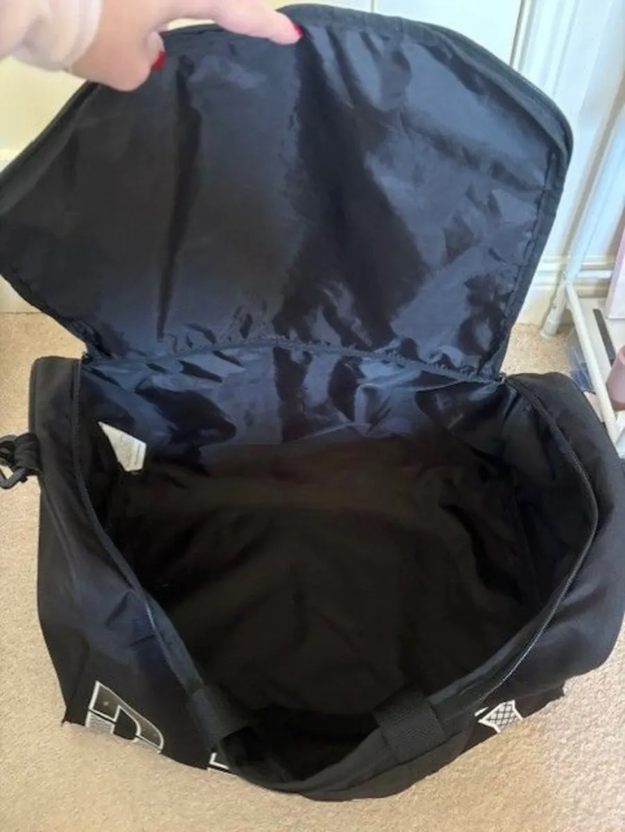 Gym Bag - DKNY - Image 2