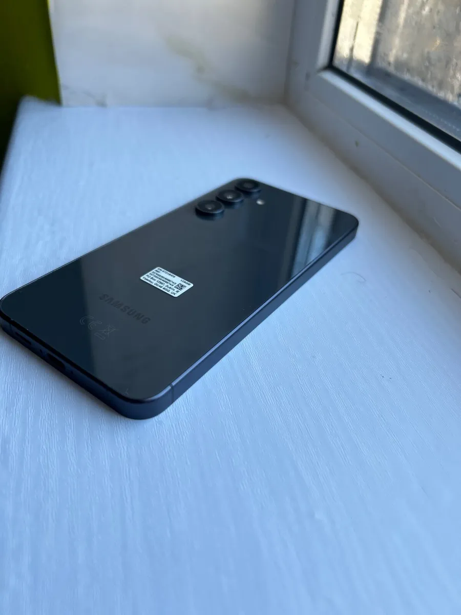 Samsung Galaxy S24 FE / A54 - Image 4