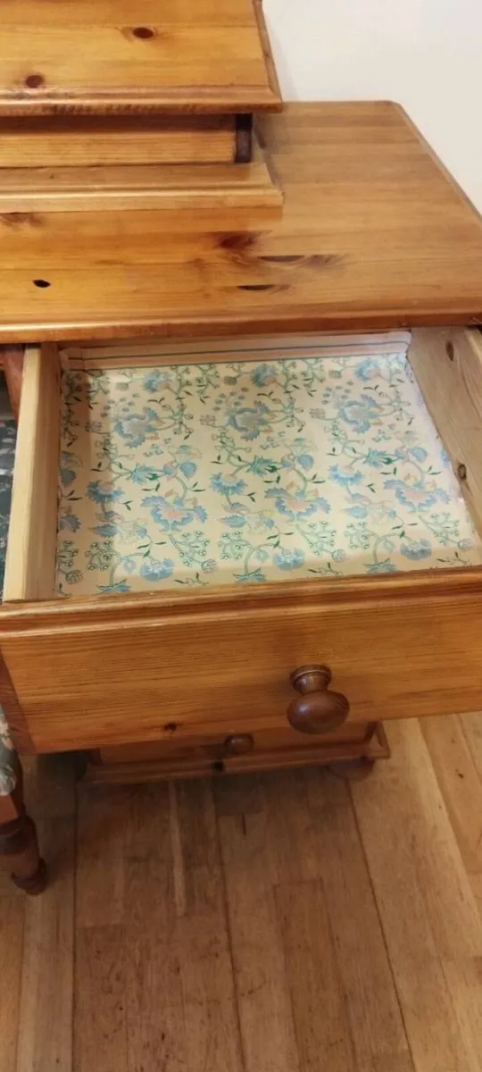 3 Piece Dressing Table Set - Image 3