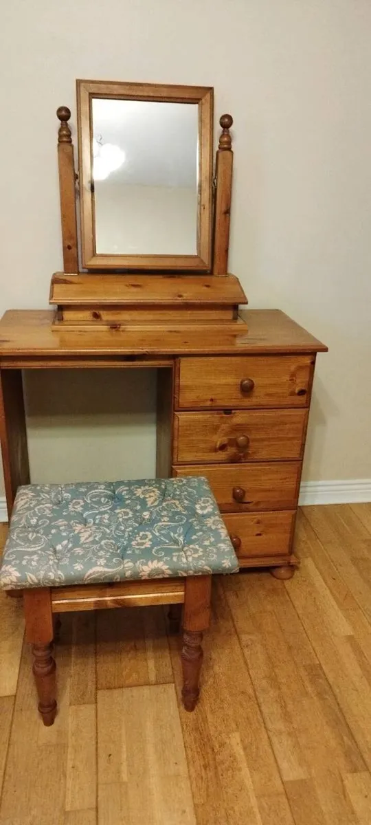 3 Piece Dressing Table Set - Image 4
