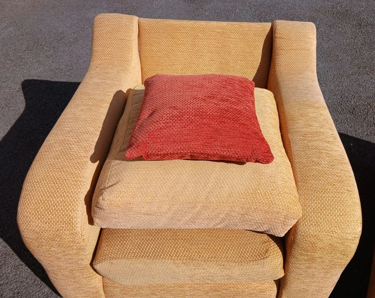 3 Piece Gold Fabric Sofa Set - Image 3