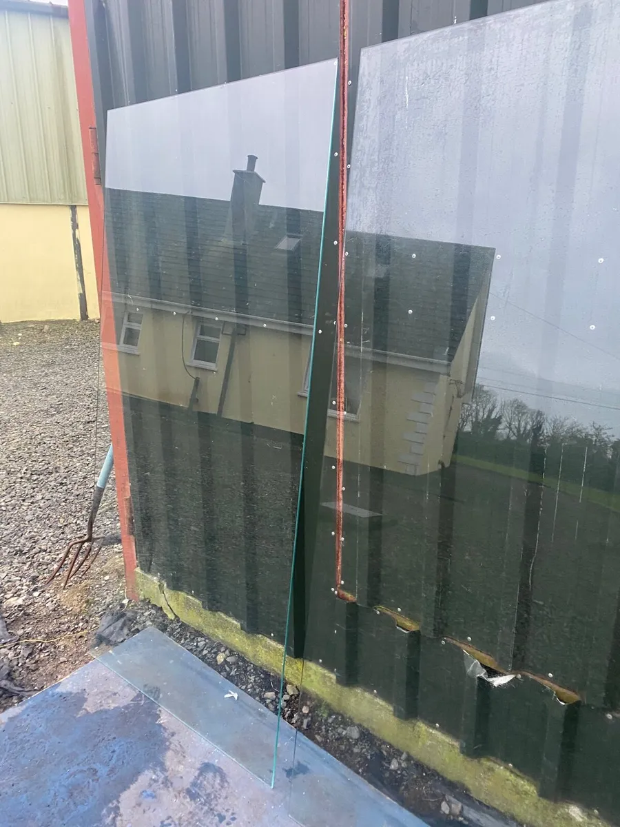 Glass table top protectors - Image 1